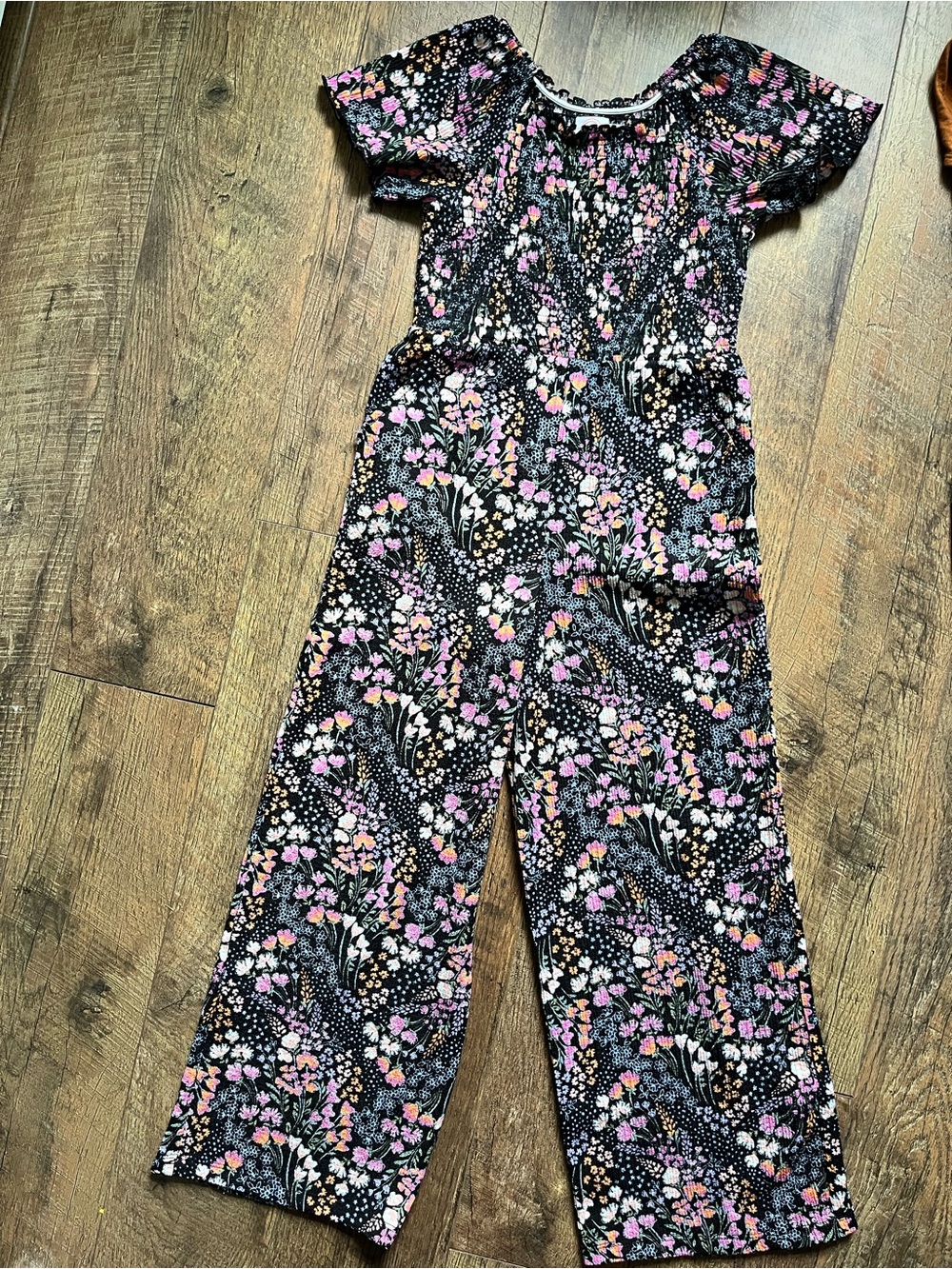 Lot of girls jumpsuit and tanks‎ size small to medium - Picture 6 of 16